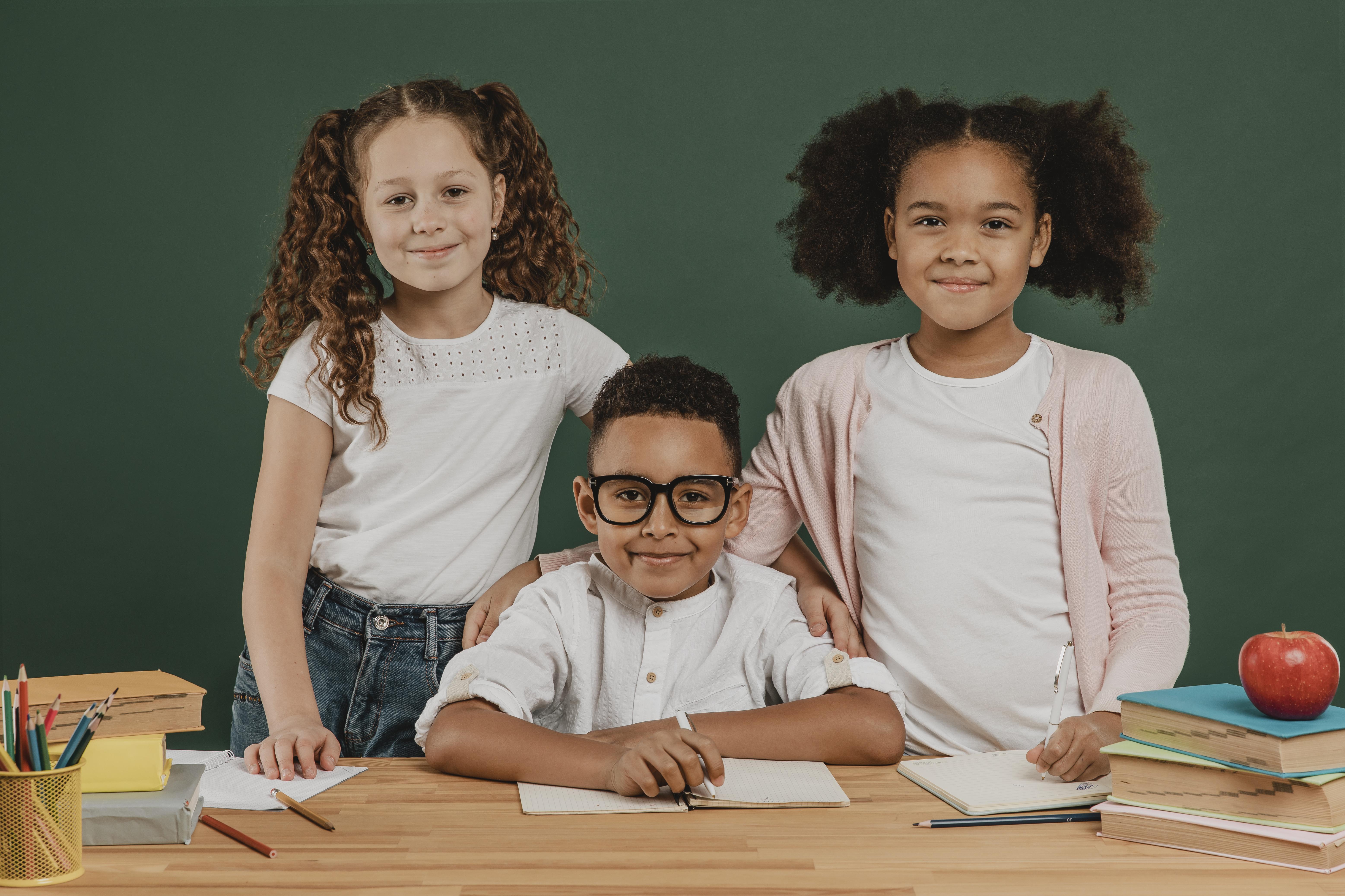 front-view-school-kids-posing-together